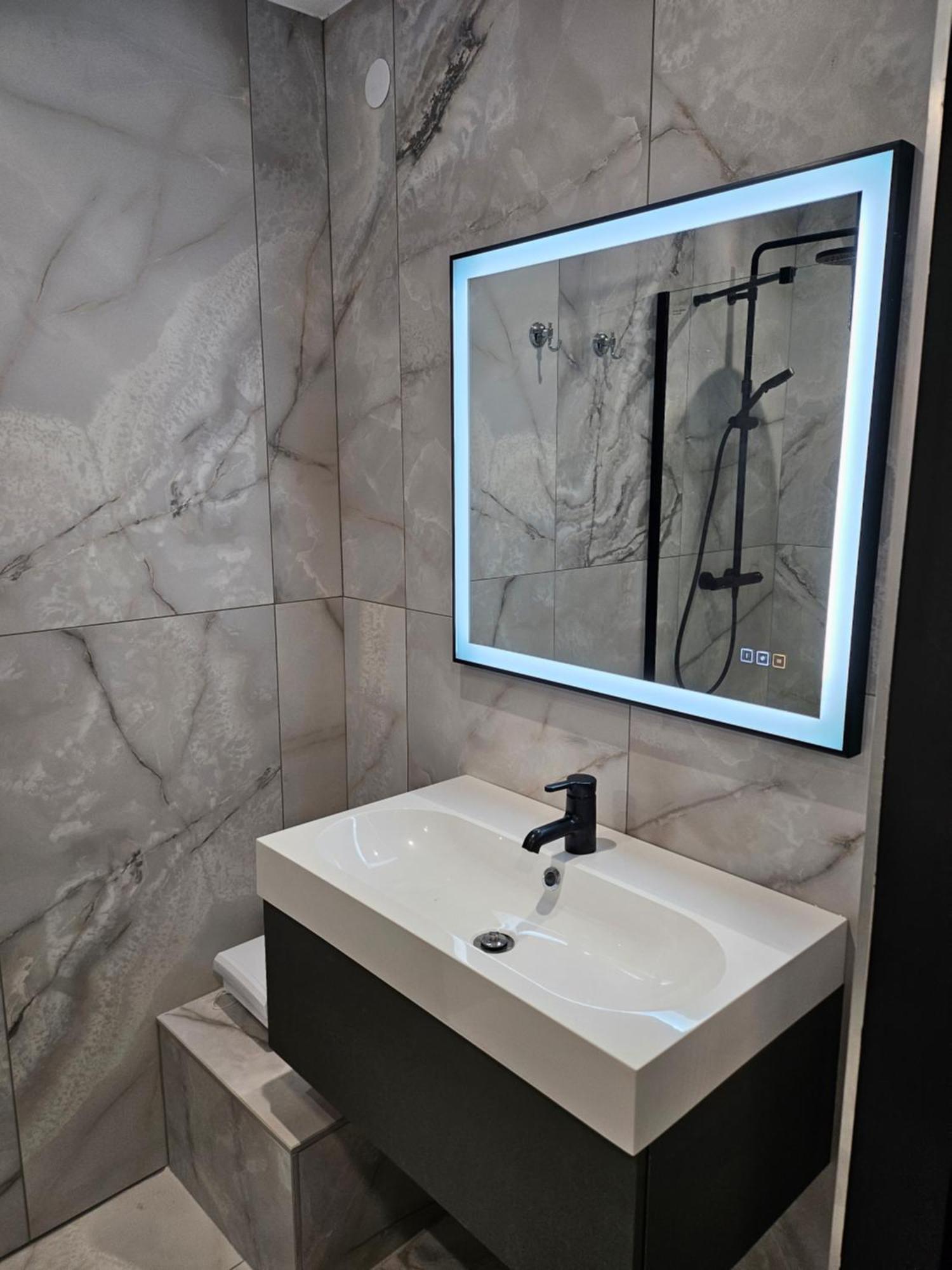 Le Salon Apartment Sablons (Drome)